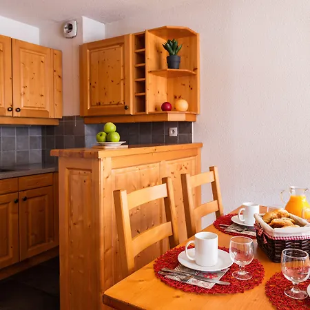 Travelski Home Select - Residence Les Chalets Du Galibier 4 Etoiles Apartment Valloire